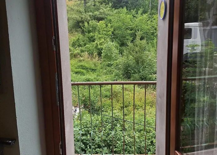 R&b Piccolo Borgo Tralacosta Appartement