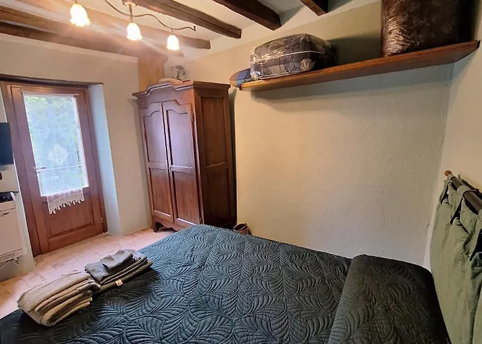 شقة R&b Piccolo Borgo Tralacosta